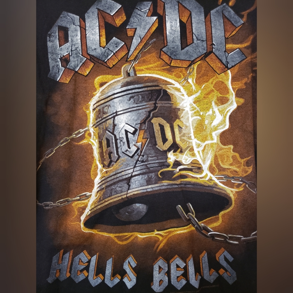 AC/DC HELLS BELLS GRAPHIC TEE L - Picture 2 of 4